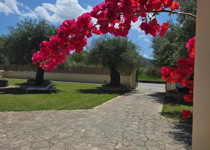 Olive Garden Villa Roda (Corfu)