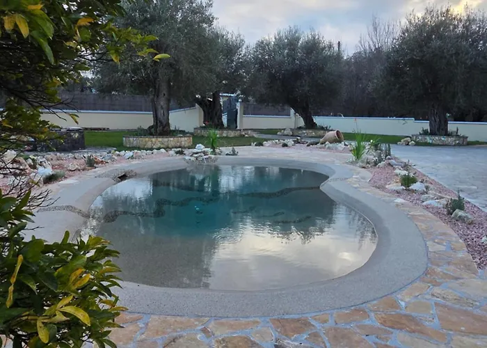 Olive Garden * Roda (Corfu)
